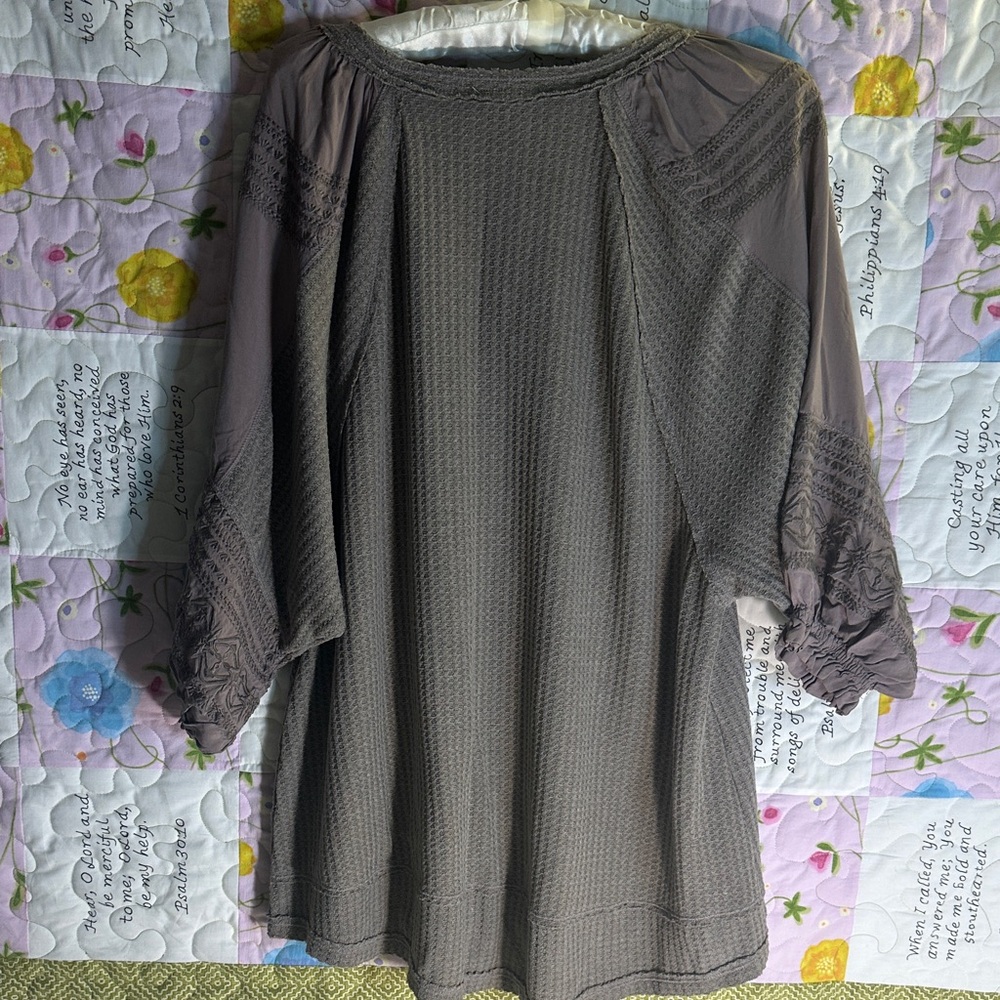 in loom V-Neck top in Taupe brown sz L - Picture 7 of 13